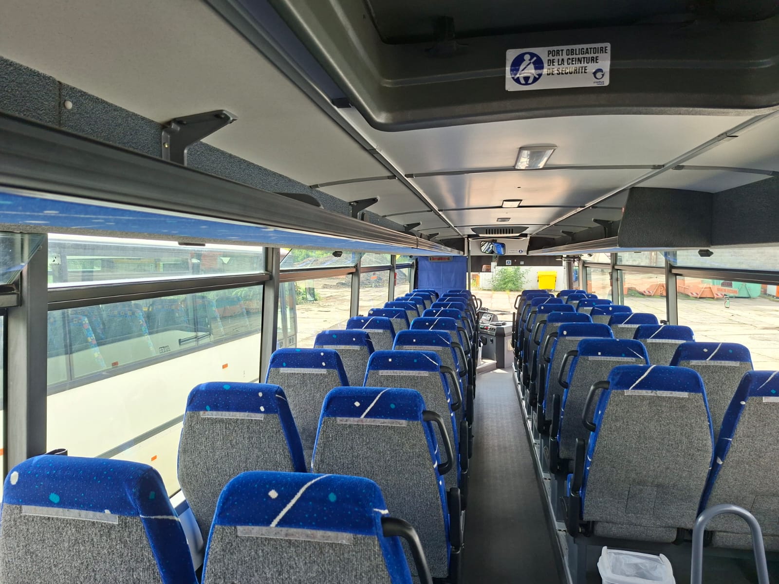 interier autobusu